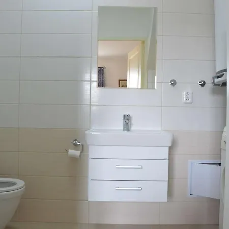 Np230-056 Maison 3 Pieces, Villa *